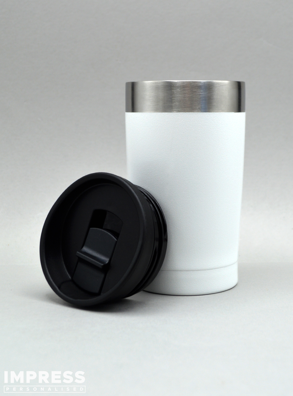 Travel Coffee Cup with Personalisation “Simple Modern” – Impress